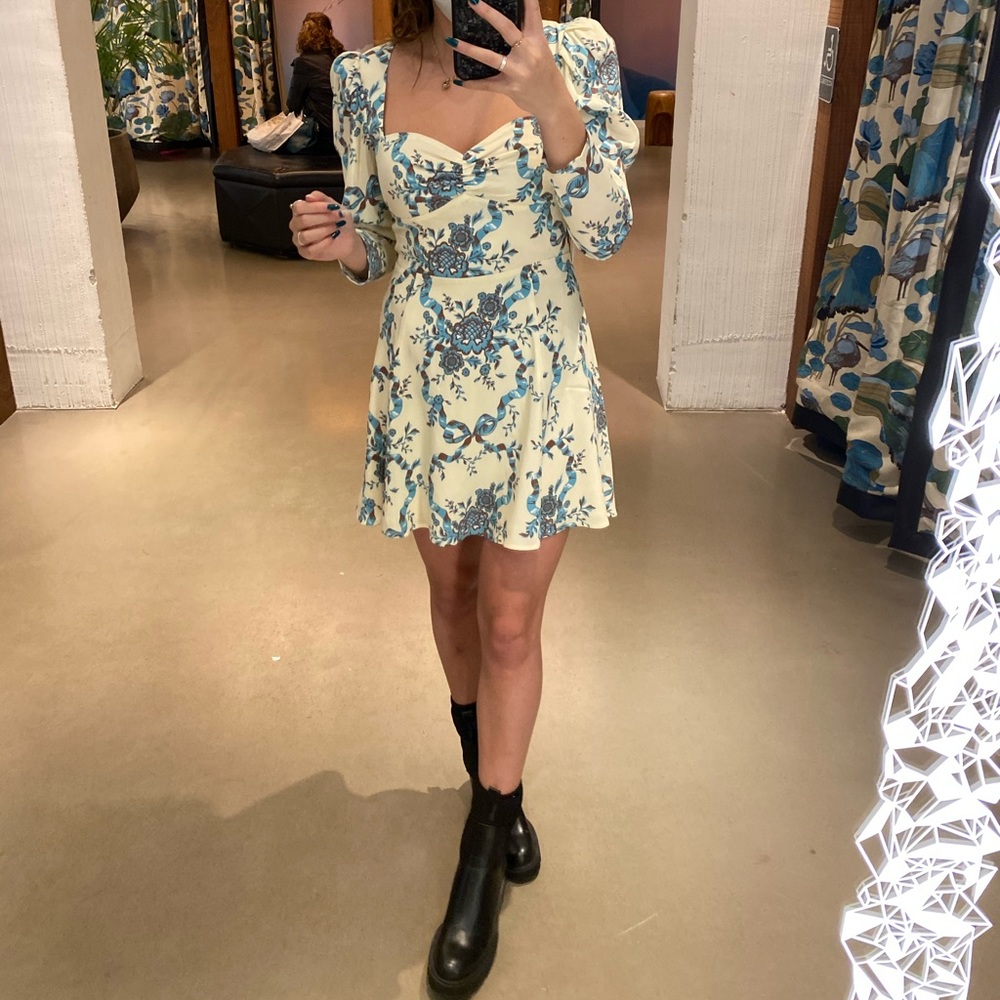 Aritzia dress